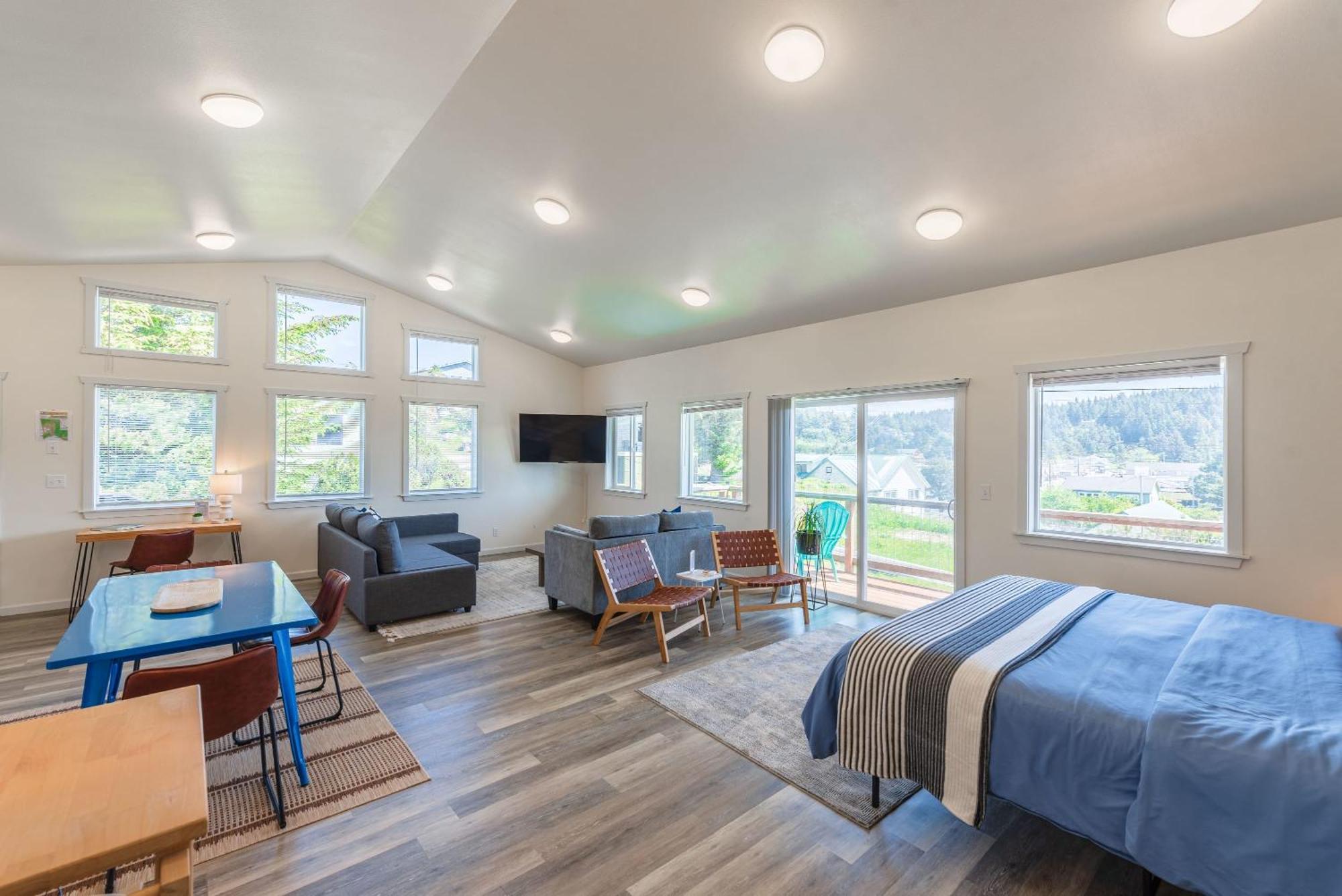 #Stayinmydistrict Oceanview Studio Loft Port Orford Exterior photo